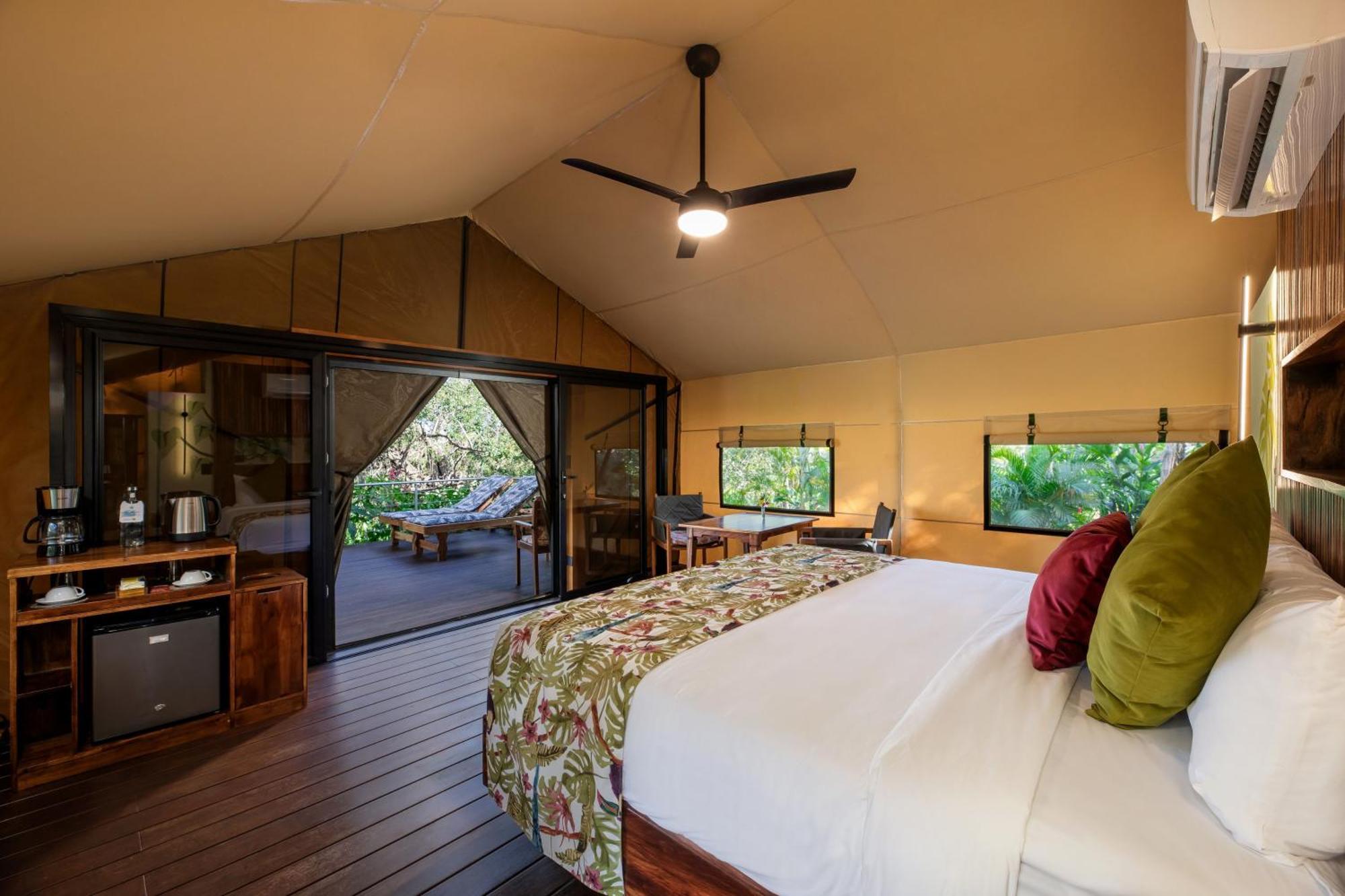 Hacienda Guachipelin Volcano Ranch Hotel & Hot Springs Liberia Exterior foto
